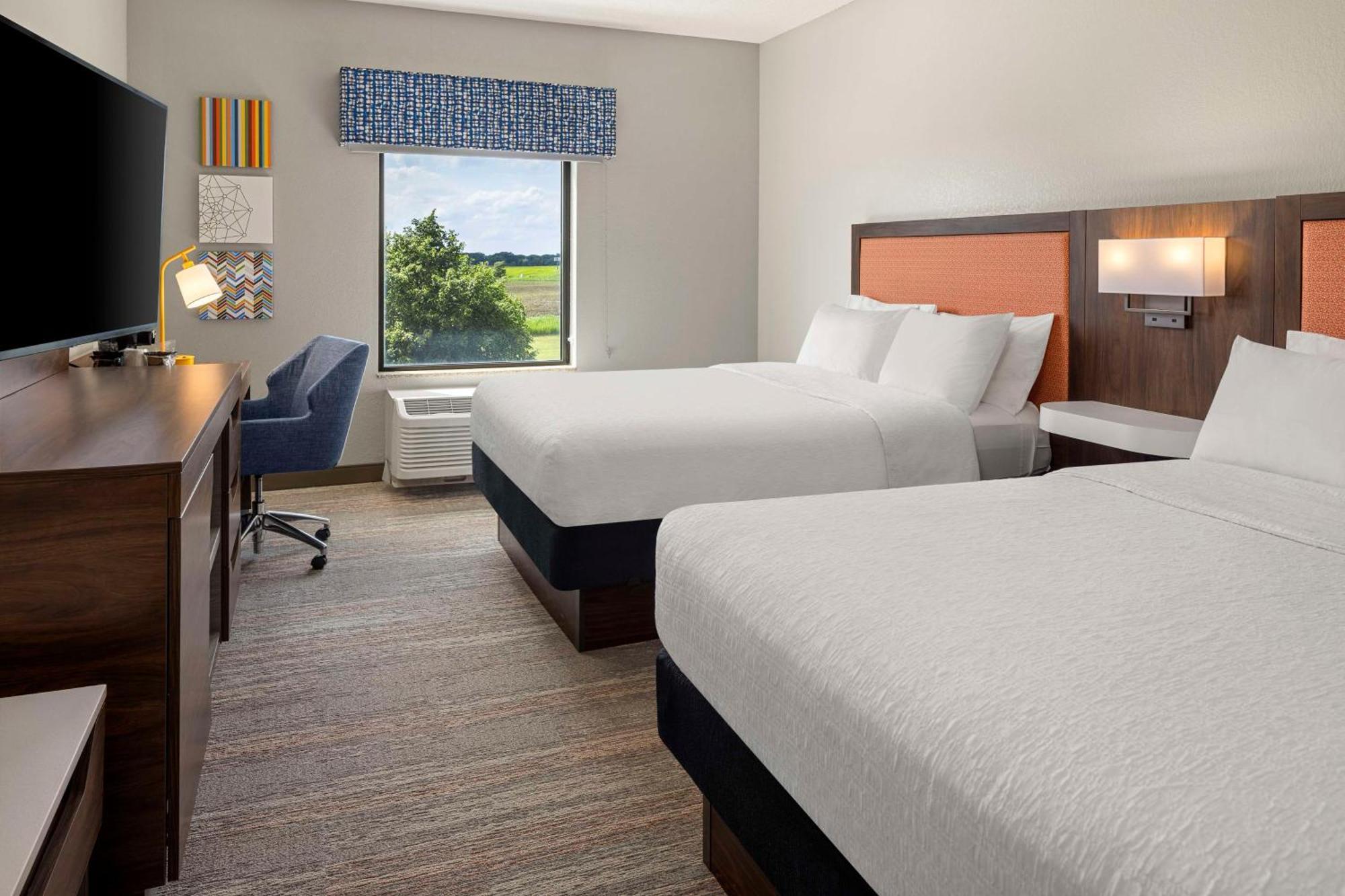 Hampton Inn Fairmont Exterior foto